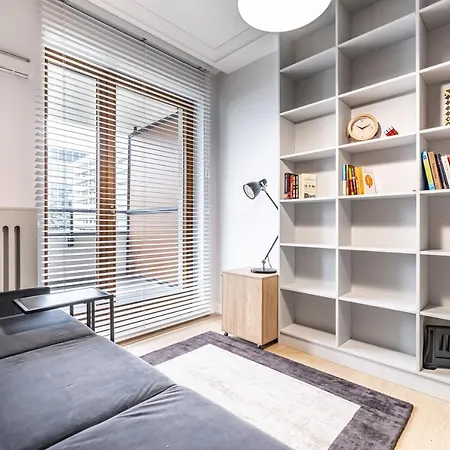 Apartament Positive *
